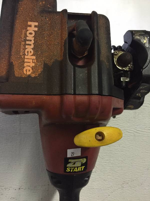 lot 29 image: WEED EATER