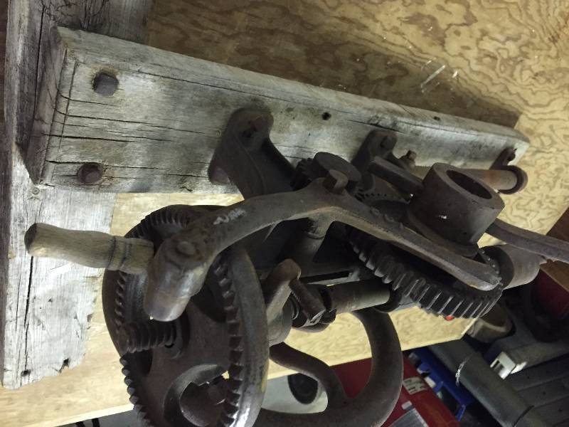 lot 41 image: HARD CRANK DRILL PRESS VINTAGE