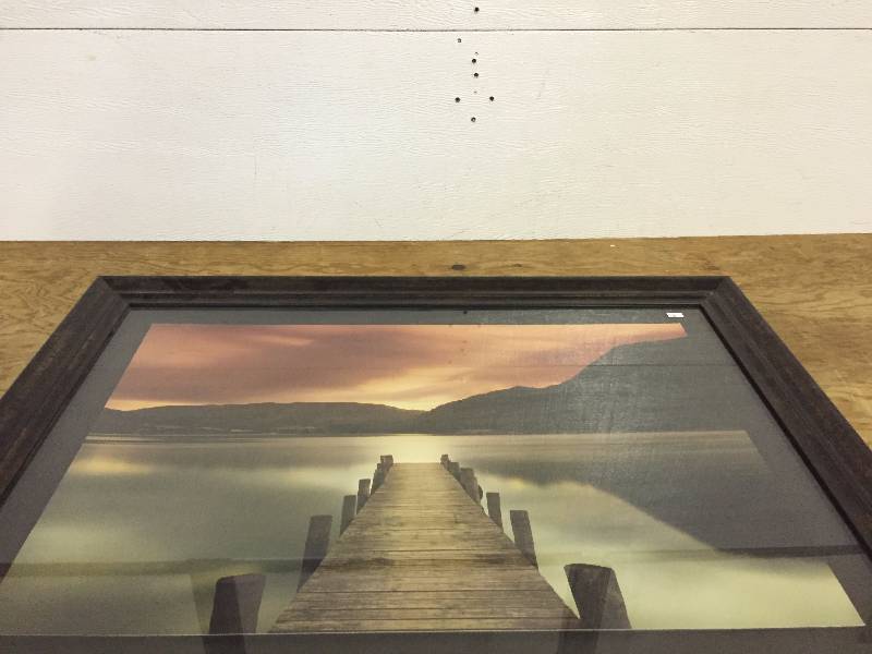 lot 55 image: HOME DECOR PICTURE