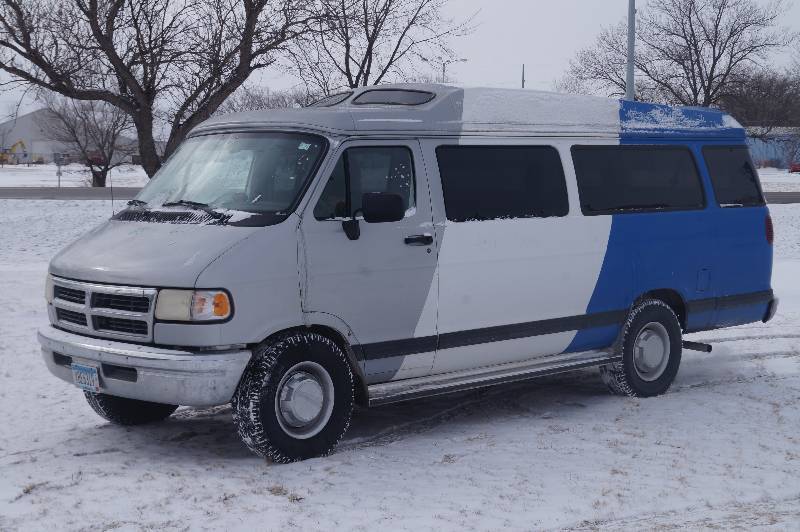 1995 Dodge Van