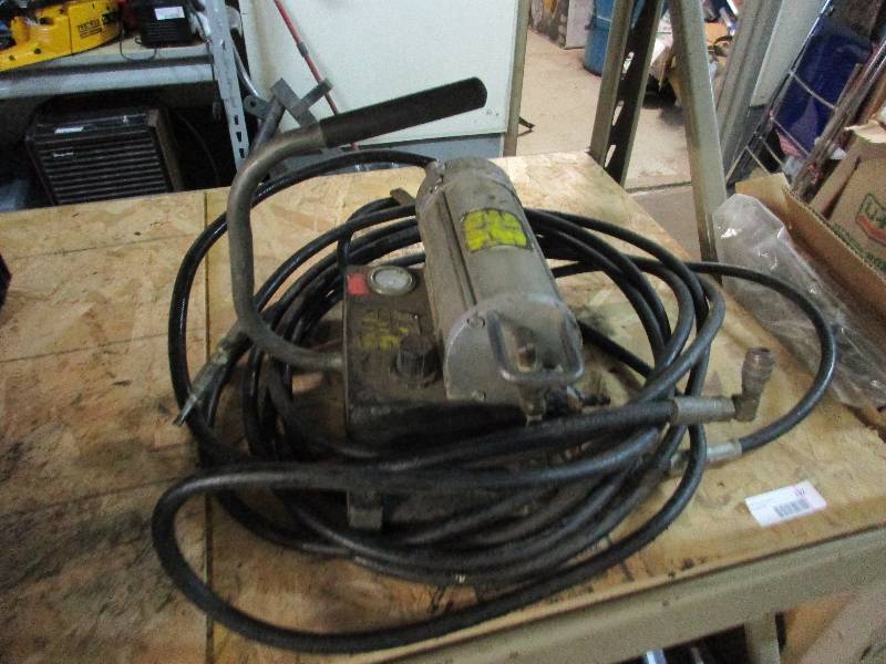 Air compressor