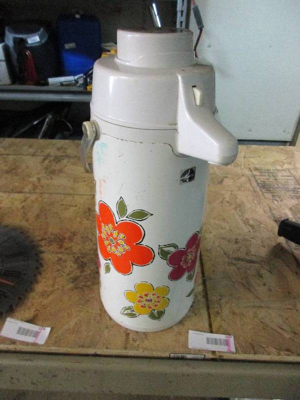 Coffee pot
