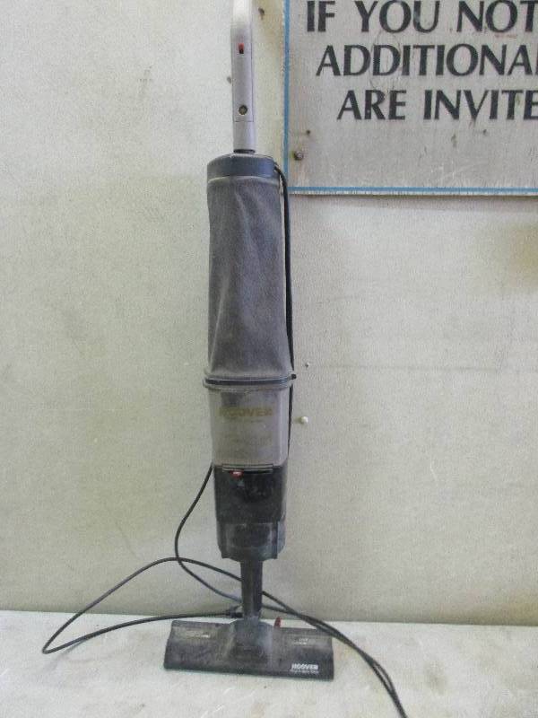 Hoover vac