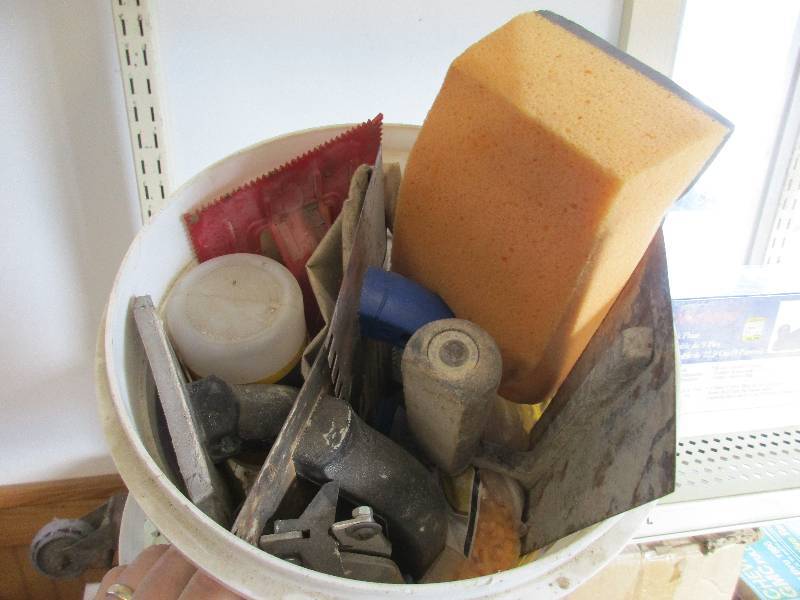 Tile tools