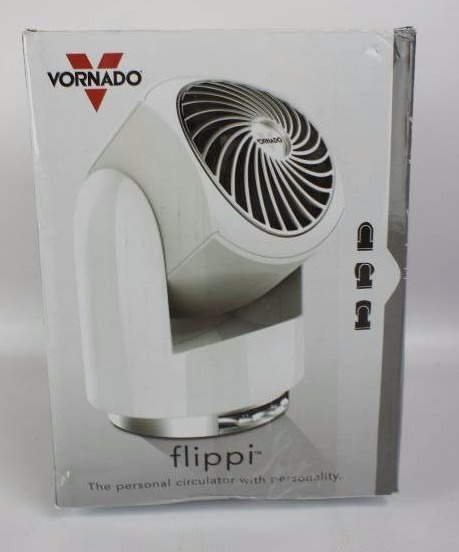 lot 246 image: Vornado Flippi V6 Personal Air Circulator Fan White