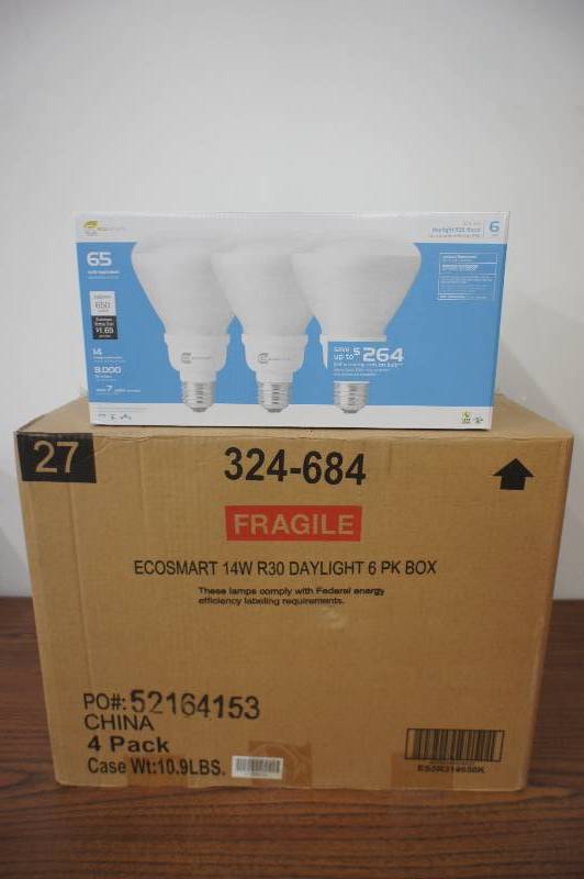 lot 428 image: Ecosmart 65 watts 6-Pack Daylight R30 Flood Light