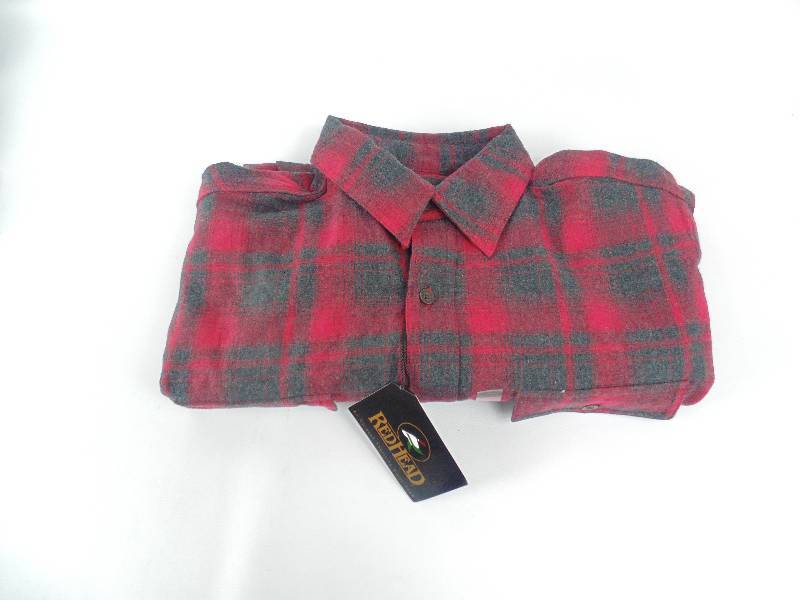 lot 439 image: RedHead Ultimate Red Charcoal Gray Flannel Long Sleeve Shirt Size Large