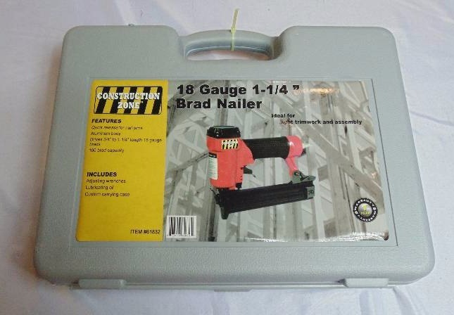 lot 732 image: Construction Zone 18-Gauge Air Brad Nailer 1-14 Inch 61832