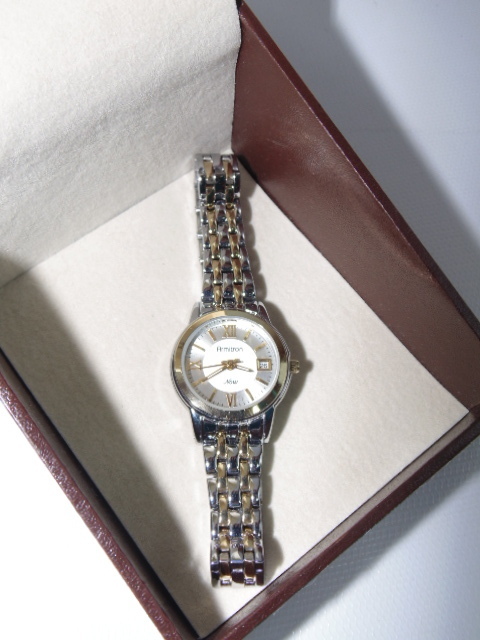lot 82 image: Armitron Womens 754090SVTT Round Two-Tone Bracelet Day Date Function Watch