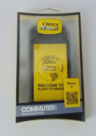 lot 249 image: iPhone 5S Case - OtterBox Commuter Series - Black
