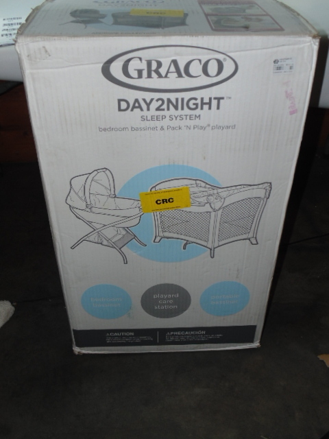 lot 284 image: Graco Day2Night Sleep System - Ardmore