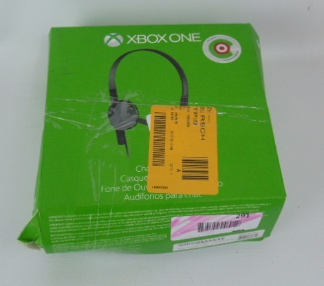 lot 291 image: Xbox One Chat Headset
