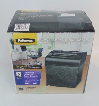 lot 308 image: Fellowes Powershred Shredmate Paper Shredder Black