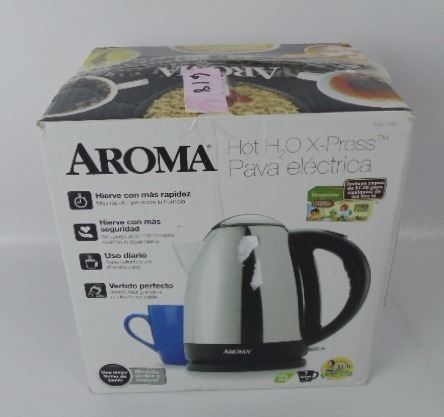 lot 618 image: Aroma 1.7L. Electric Water Kettle
