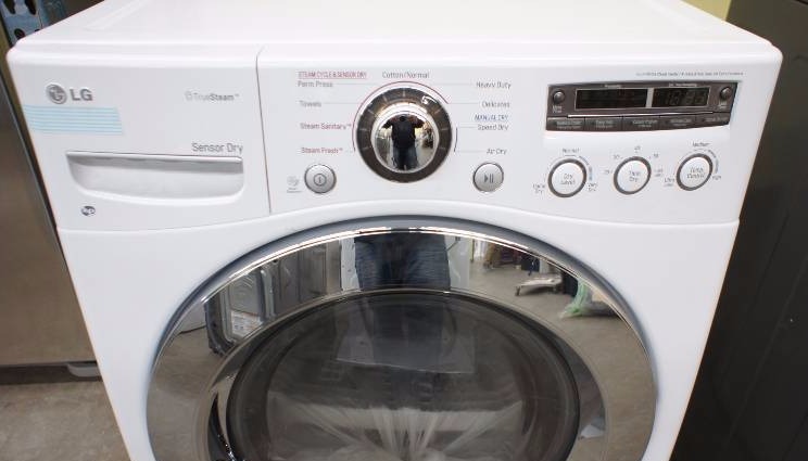 lot 11 image: LG Electric Dryer Model #(DLEX3250W)