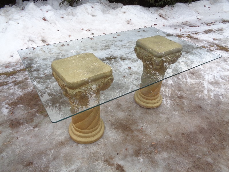 Glass Dining Tabe on Pillars