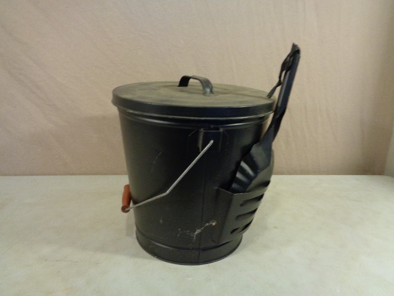Metal Ash Can