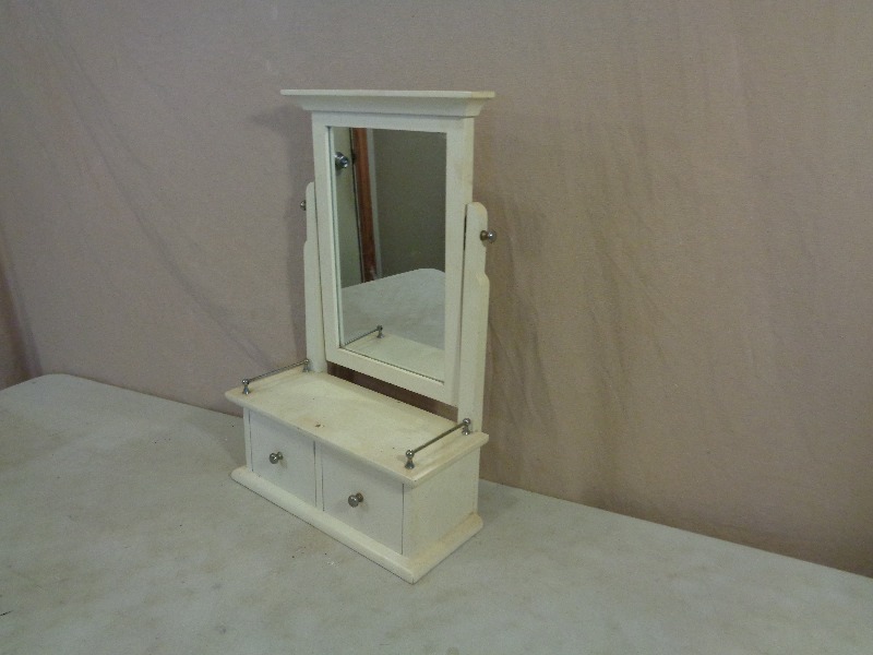 Cute Mirror with Drawers
