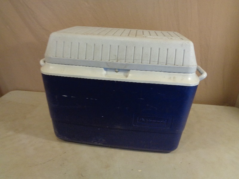 Rubbermaid 56 Cooler