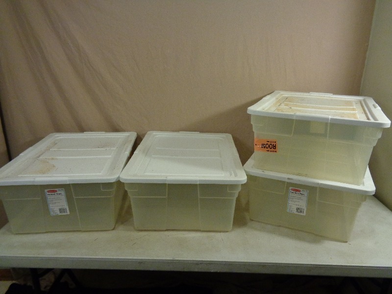 4 Totes with Lids