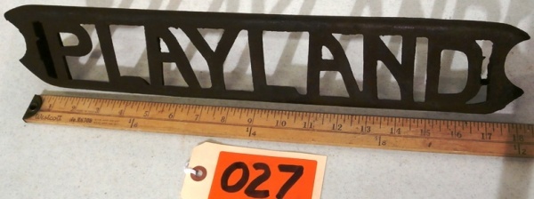 lot 27 image: Vintage Cast Iron PLAYLAND Slide Step