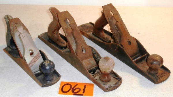lot 61 image: Three Woodworkers Planes
