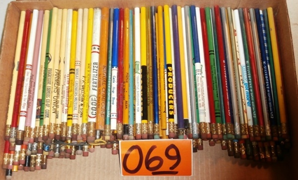 lot 69 image: Large Lot of Vintage Advertising Pencils