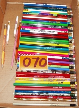 lot 70 image: Group of Salesmans Sample Pencils