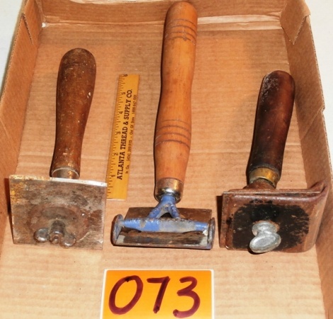 lot 73 image: Lot of 3 Vintage Cabinet Scrapers