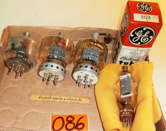 lot 86 image: 4 Vintage Vacuum Tubes