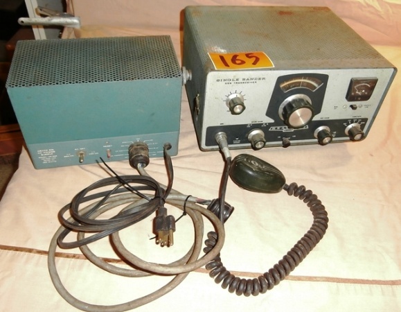 lot 165 image: Vintage HEATHKIT SSB Transceiver