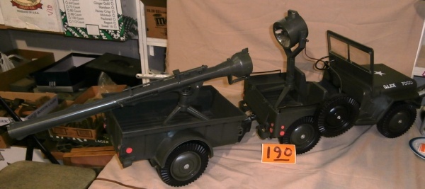 lot 190 image: Original GI JOE Jeep with Spotlight and Trailer with Recoilless Rifle
