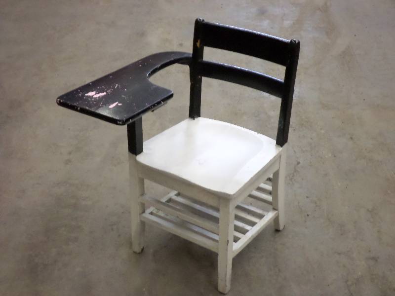 lot 16 image: Vintage Wooden School Desk Chair ...