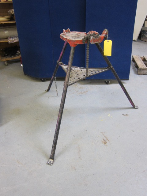 Rigid Tripod Vise