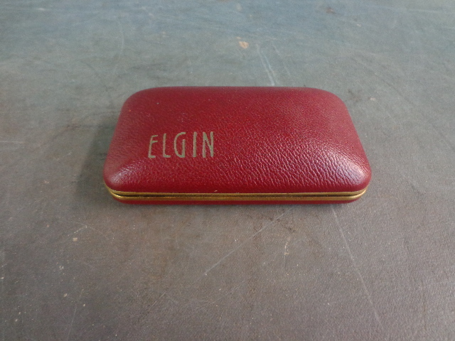 lot 89 image: Elgin Watch & Case