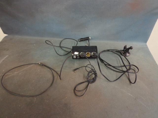 lot 96 image: 12v Power strip