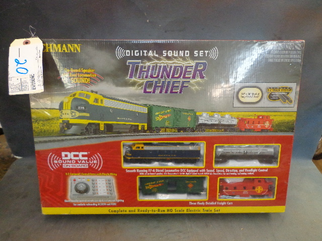 lot 20 image: Bachmann Thunder Chief Train set