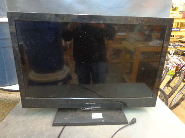 lot 24 image: Emerson 32 Flat Screen TV