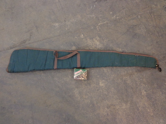 lot 46 image: 6 - 12Ga. Shot Shells & Soft Gun Case