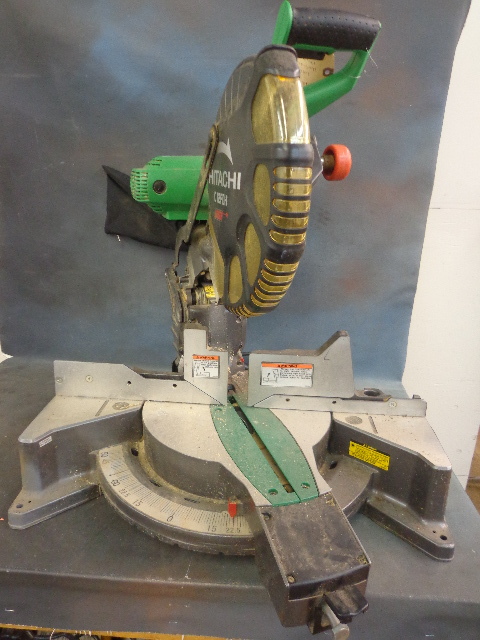 lot 48 image: Hitachi Laser Miter Saw