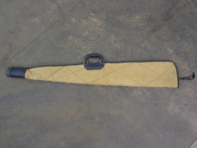 lot 105 image: Tan Soft Gun Case