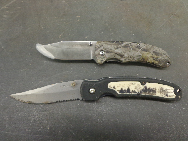 lot 120 image: 2 Pocket Knives