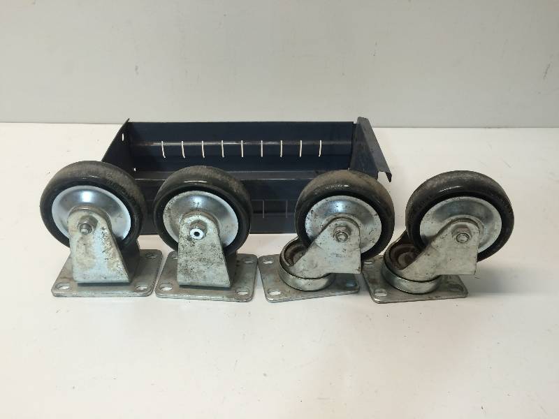 Caster Wheel Set