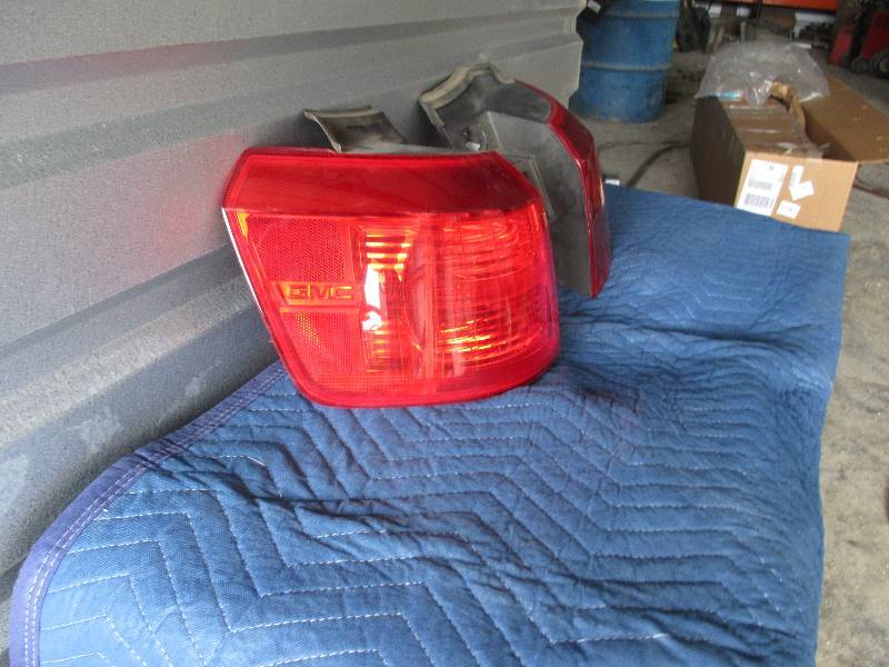 GMC Terrain tail lights
