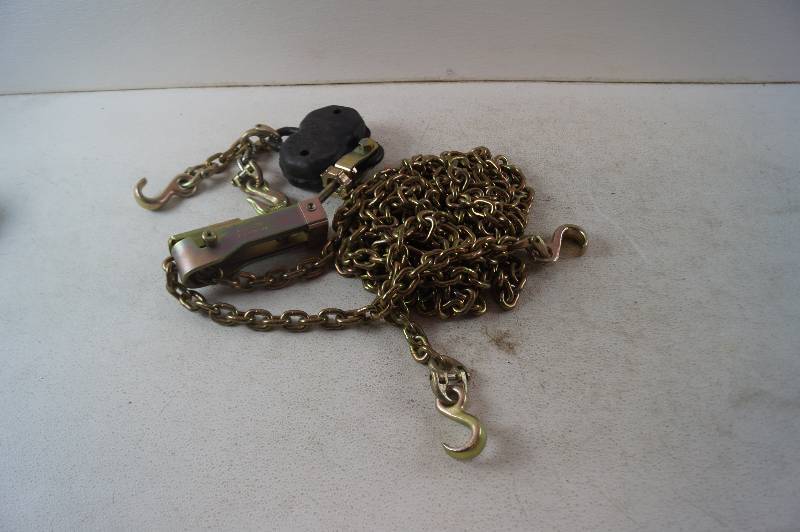 Chain Type Stowage System