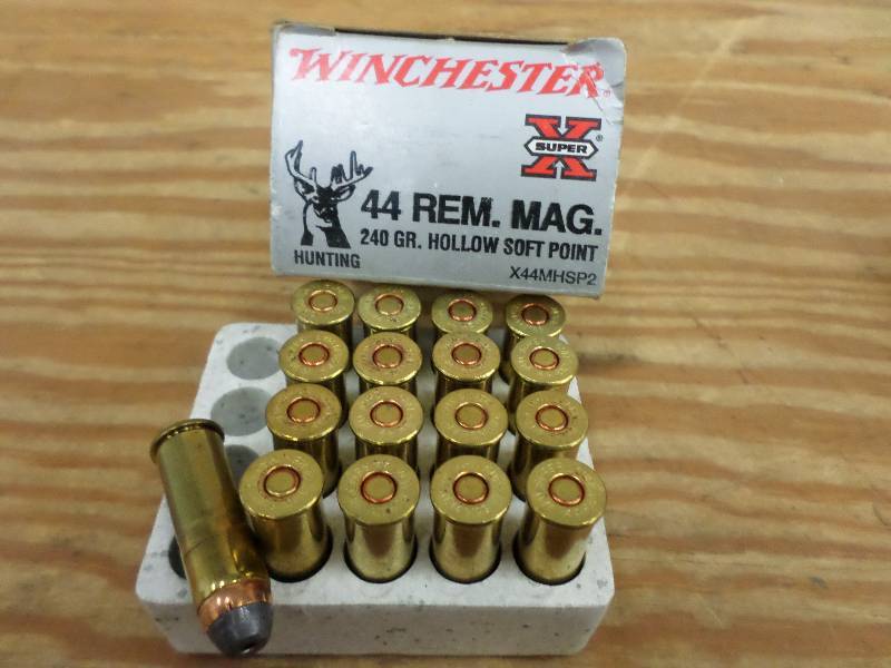 (17) Rounds Winchester 44Rem-Mag 24...