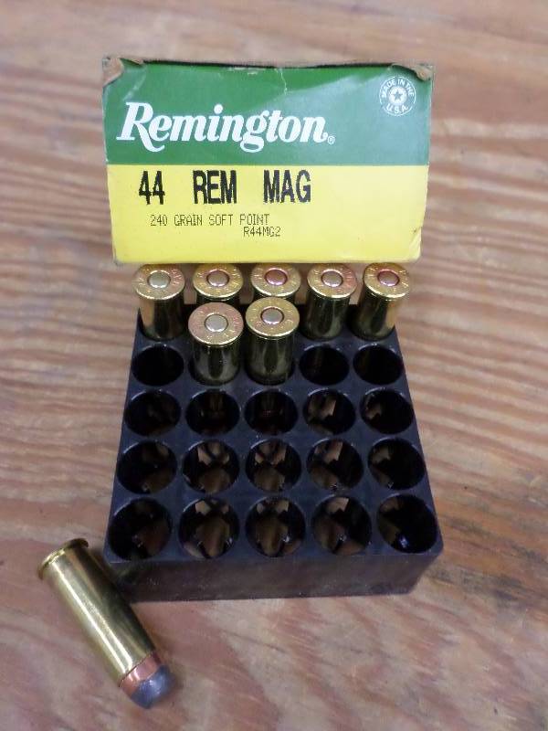 (8) Rounds Remington 44Rem-Mag 240G...