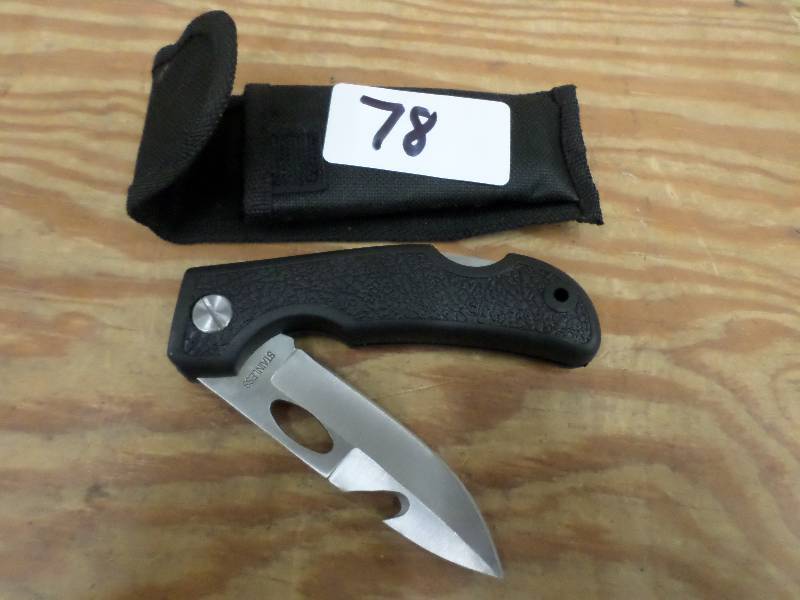 New Folding Pocklet Knife With Skin...