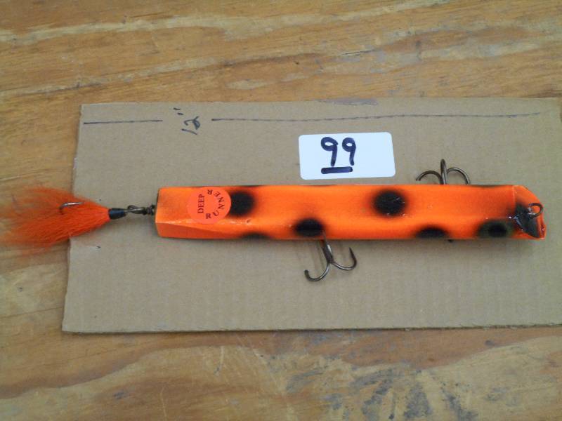 (1) 9 Muskie Lure ...