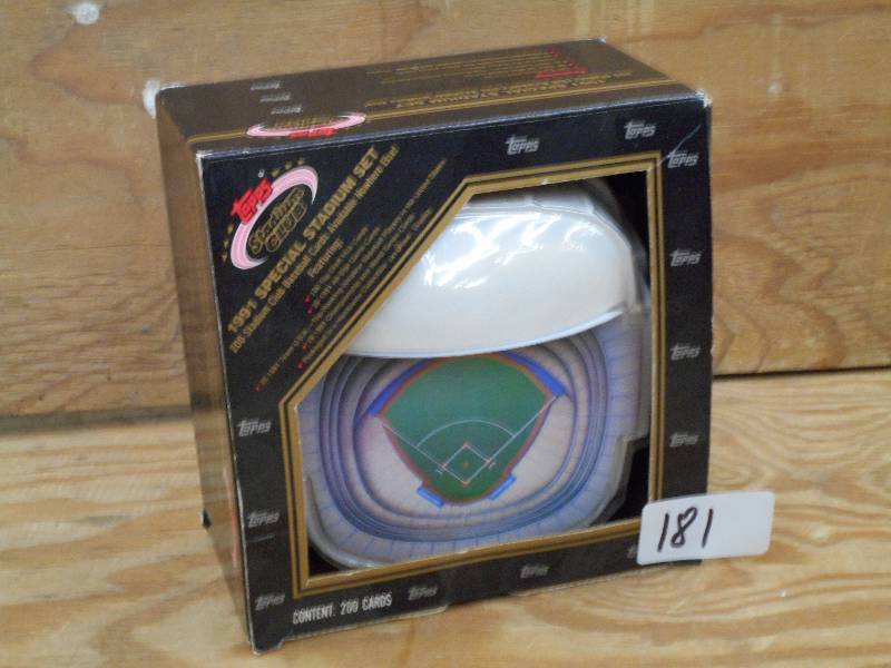 Topps 1991 Special Stadium Set Club...